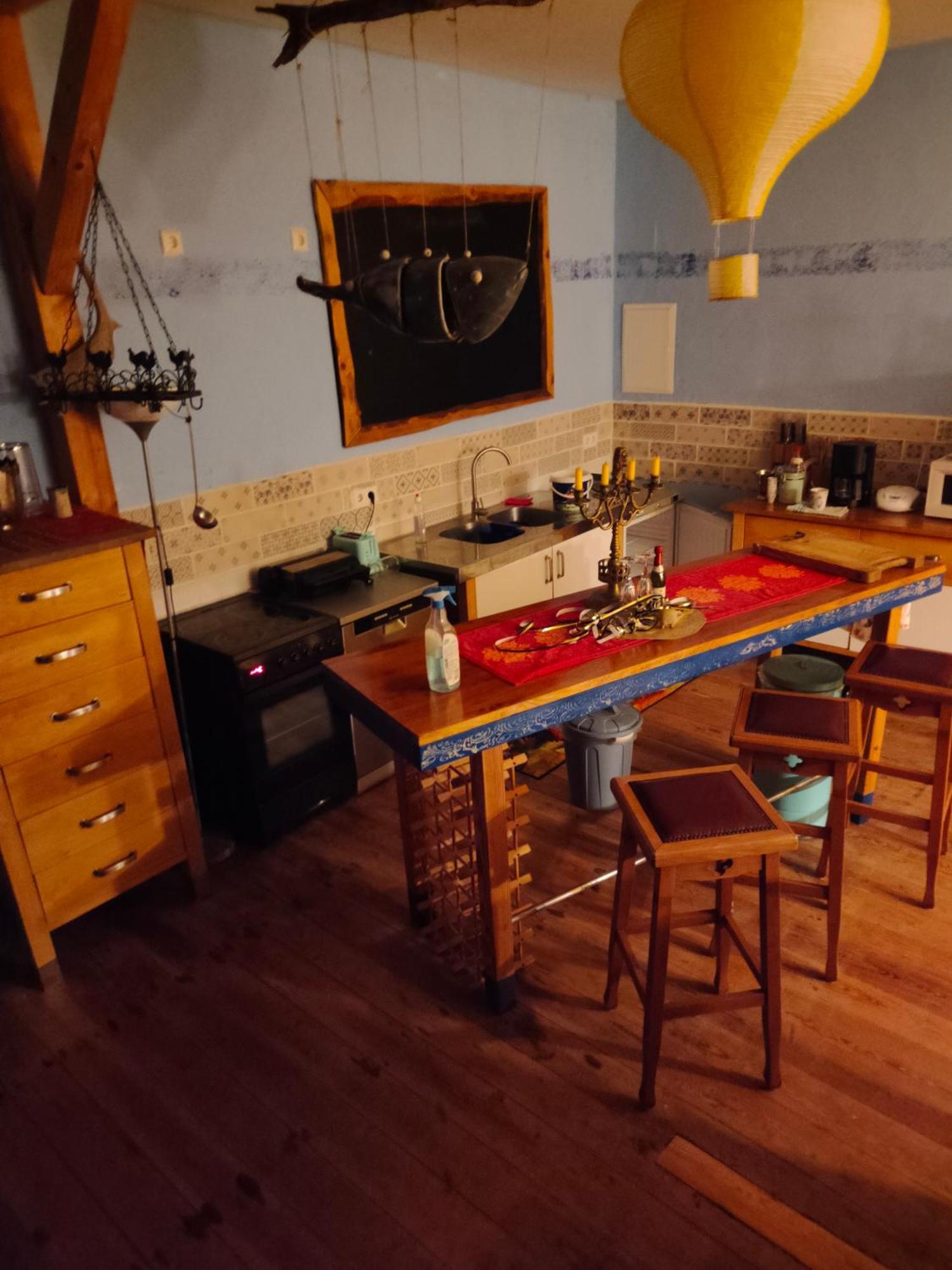 Apartamento Gutshaus Im Gruenen Poseritz Exterior foto